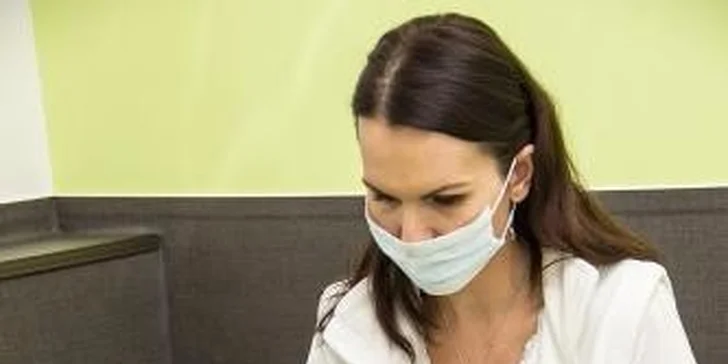 Omladzujúca procedúra diamantovou dermabráziou a kryoterapiou