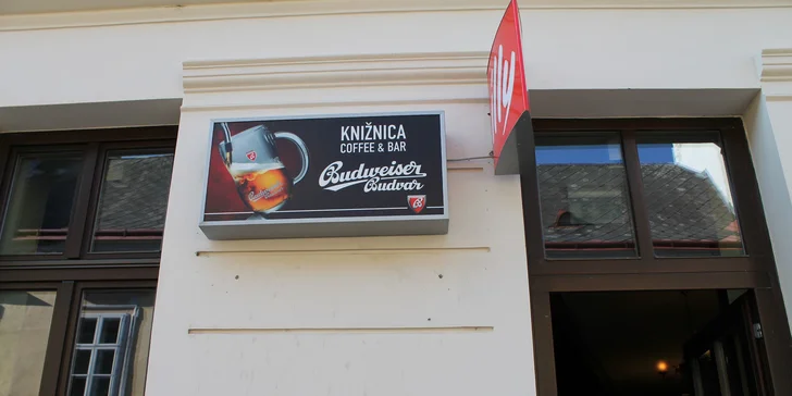 Poďte si pochutiť na správne vychladenom pivku a grilovanej klobáske, toastoch alebo domácich lokšiach!