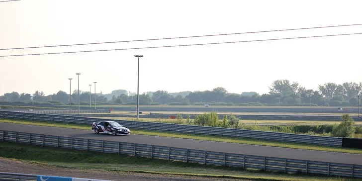 Dajte si 1 alebo 2 kolečká na Slovakia Ringu v krásnej Honda Accord R