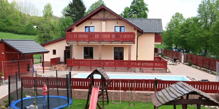 Wellness pobyt v penzióne Motýľ*** pri Bešeňovej. Dieťa do 12 rokov zadarmo!