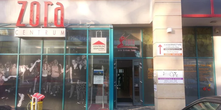 Vysokofrekvenčná rádiofrekvencia tváre s kyselinou hyalurónovou vás zbaví vrások