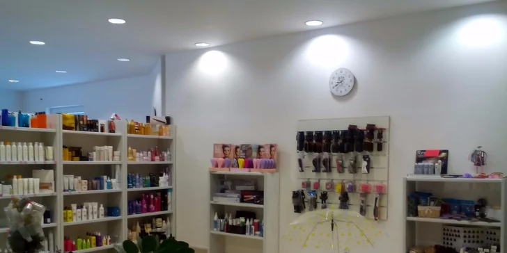 Regeneračná vlasová kúra LAKMÉ a farbenie alebo melír aj so strihom a stylingom