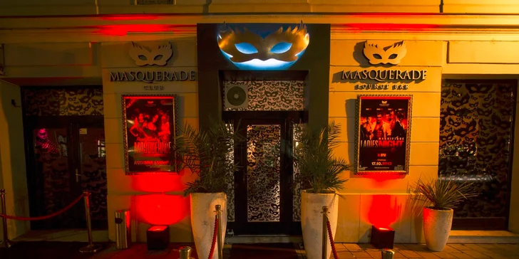 Zaži luxusnú zábavu na Party lodi v štýle Ibiza a využi super zľavu na drinky! Každý piatok, celé leto!
