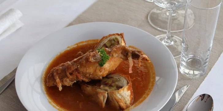 Gurmánske špeciality u Veľkého Batu: králičie stehno, hovädzí steak alebo ostriež