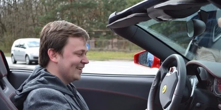 Precíťte dokonalý zážitok z jazdy na Lamborghini či Ferrari!