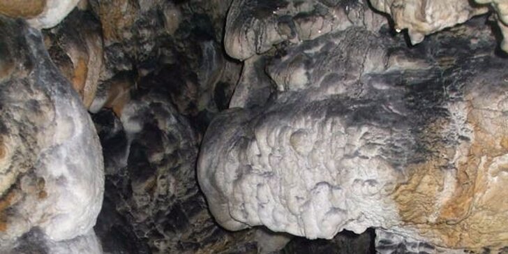 Prechod Malou Stanišovskou jaskynou so skúsenými jaskyniarmi s kompletnou výbavou a inštruktážou