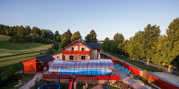 Wellness pobyt v penzióne Motýľ*** pri Bešeňovej. Dieťa do 12 rokov zadarmo!