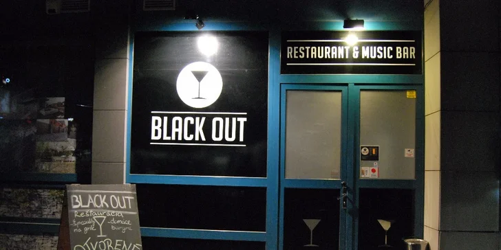 Alkoholické miešané Jumbo drinky 1 l v Black Out