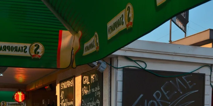 Pivo a rybacie pochúťky pre celú partiu v Black Out