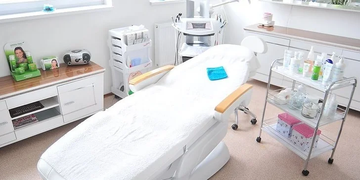 Mikrodermabrázia, rádiofrekvencia a vákuová masáž
