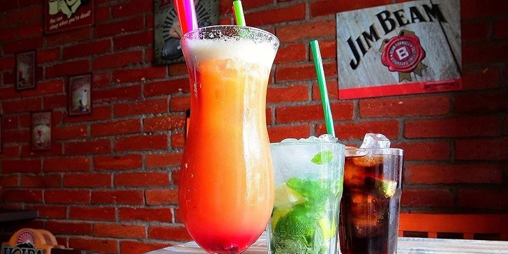 Populárne miešané drinky v Hangout café na Župnom námestí