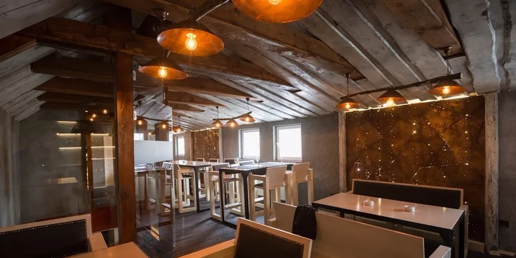 Hovädzí burger a domáce hranolčeky od profesionálneho šéfkuchára, ktorý spolupracoval aj s Jamiem Oliverom!