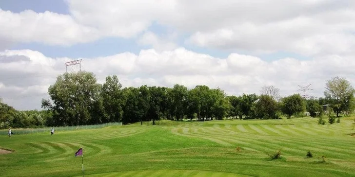 Romantický jarný pobyt v **** Hoteli AGATKA Bratislava s jazdou na koni alebo lekciou golfu, dieťa do 12 rokov ubytovanie ZDARMA!