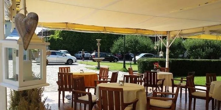 Romantický jarný pobyt v **** Hoteli AGATKA Bratislava s jazdou na koni alebo lekciou golfu, dieťa do 12 rokov ubytovanie ZDARMA!