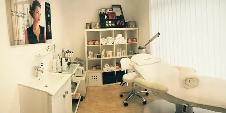 Wellness manikúra alebo trvácny gél lak