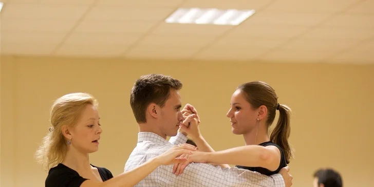 Rozhýbte sa! Kurz spoločenských tancov pre začiatočníkov
