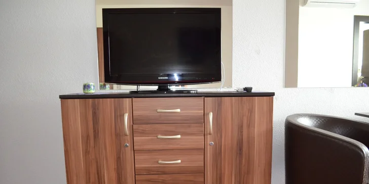 Pobyt v Relax centre Opatovce nad Nitrou pre dvoch s raňajkami a neobmezeným vstupom do wellnessu