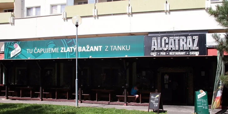 2 x pizza podľa vlastného výberu v štýlovom väzení Alcatraz