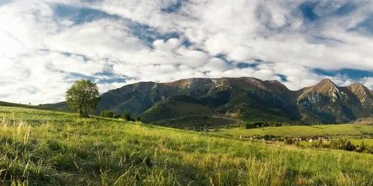 Dokonalý relax v tatranskej prírode pre dvoch alebo celú rodinu s polpenziou a saunou