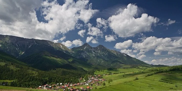 Dokonalý relax v tatranskej prírode pre dvoch alebo celú rodinu s polpenziou a saunou