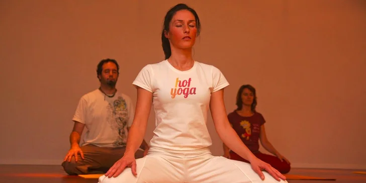 Dajte si detox organizmu na kurze hot yogy!