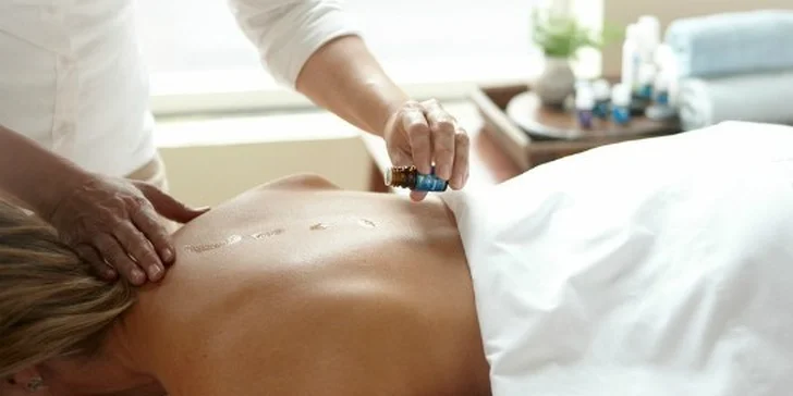 Liečivá aromaterapeutická RAINDROP masáž (60-75 min.)