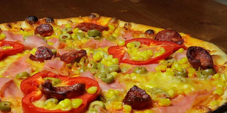 2 x pizza podľa vlastného výberu v štýlovom väzení Alcatraz