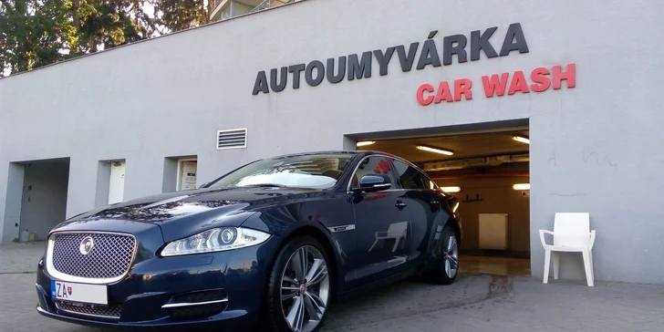 Ručné umytie auta a konzervovanie laku v Car RP Wash