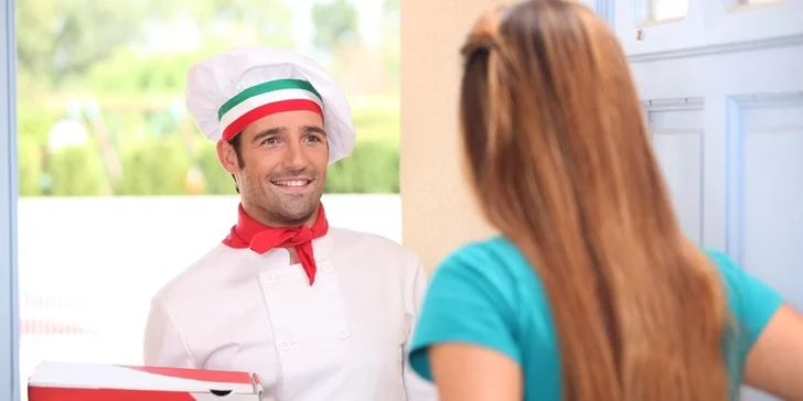 Dve vynikajúce 32 cm pizze podľa vlastného výberu s donáškou od Pizza Pazza