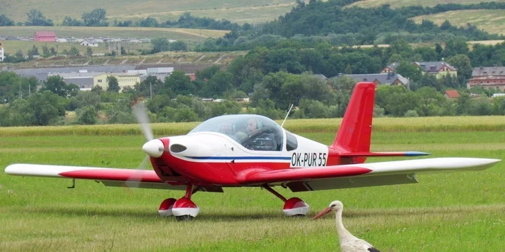 Let lietadlom Viper SD4 s možnosťou pilotovania