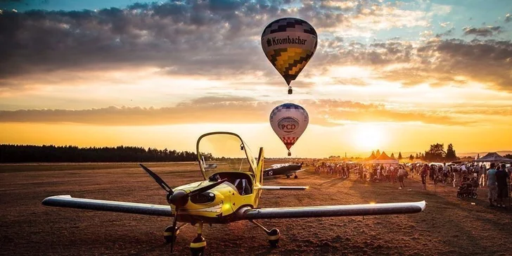 Let lietadlom Viper SD4 s možnosťou pilotovania