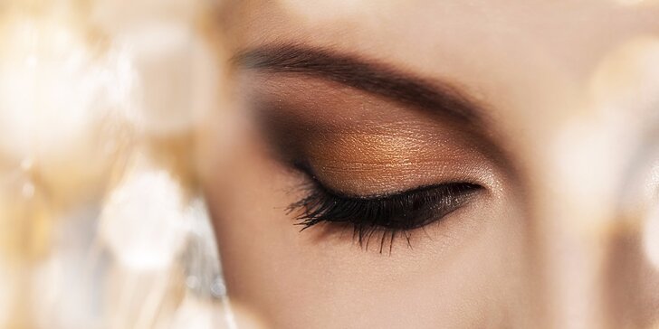 Permanentný make up obočia, pier alebo očných liniek