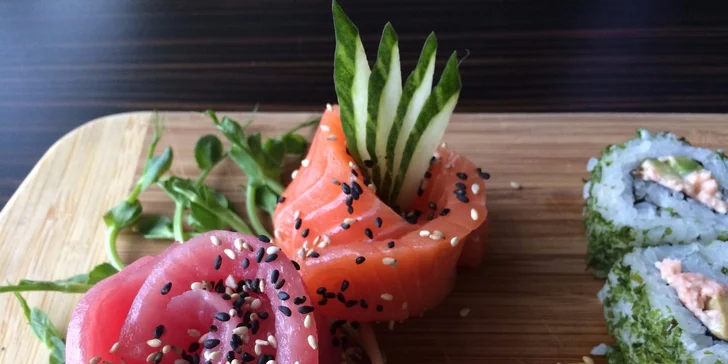 Jedinečný sushi set! 34 kúskov pre 2 osoby v obľúbenej reštaurácii SUSHIHANIL