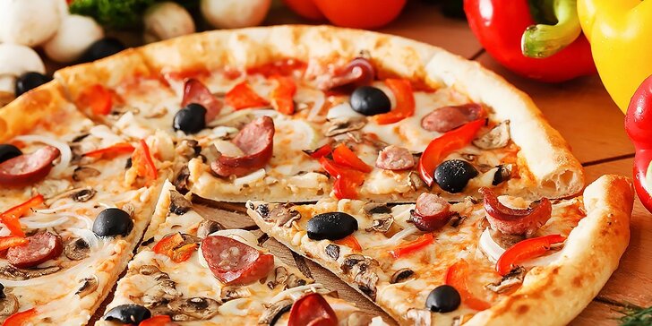 Pizza podľa výberu až zo 17 druhov (590 až 780 g)