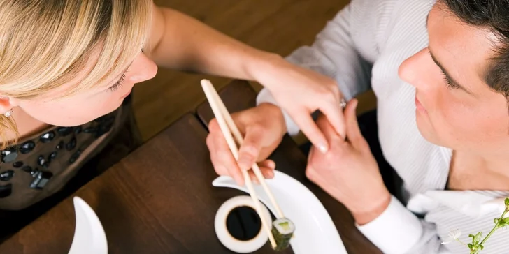 Jedinečný sushi set! 34 kúskov pre 2 osoby v obľúbenej reštaurácii SUSHIHANIL