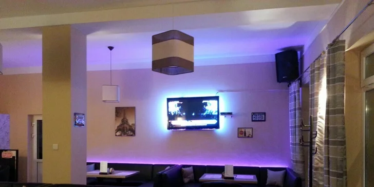 Chrumkavá pizza podľa vlastného výberu - zľavy až do 55 %!