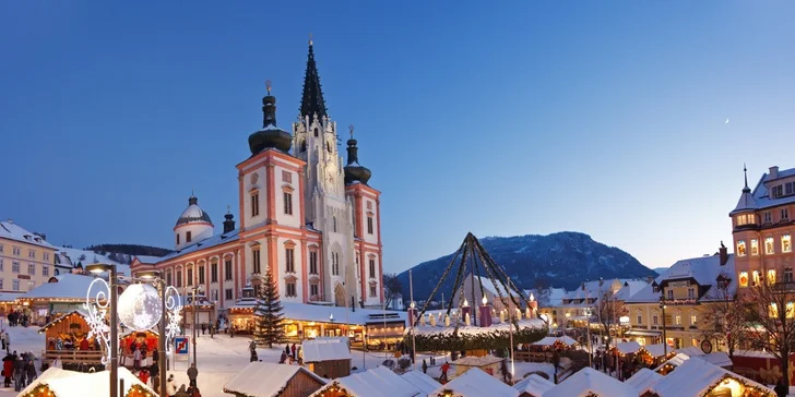 Kúzelný adventný Mariazell a nezabudnuteľný Krampuslauf - divoký beh čertov, bez príplatku za nástupné miesto a miestenku, s občerstvením na palube autobusu zdarma