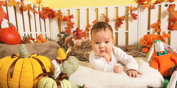 Profesionálne jesenné fotografovanie v ateliéri alebo v exteriéri či fotenie na Halloween