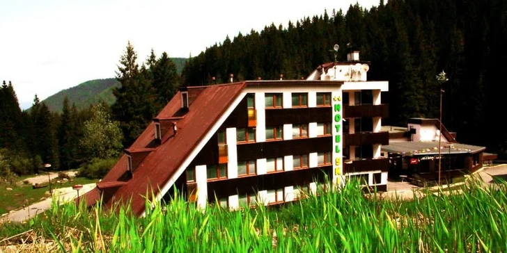 Hotel SKI - Fantastický pobyt v Demänovskej doline pod Chopkom, dieťa do 12 rokov zadarmo!