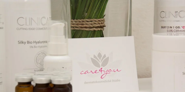 Mikrodermabrázia a mezoterapeutické zapravenie kyseliny hyalurónovej
