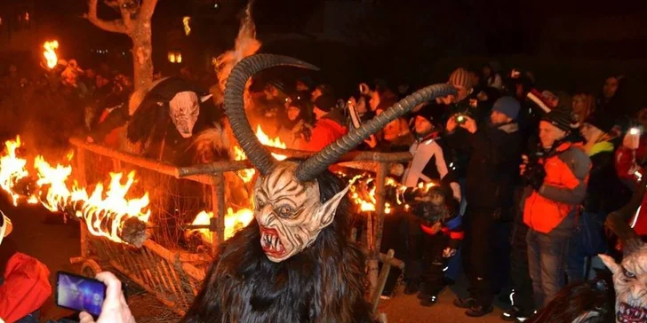 Adventný Salzburg s behom čertov a návštevou adventných dediniek