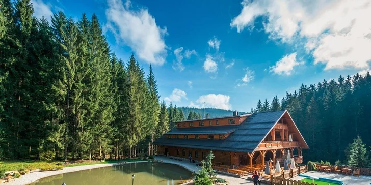 Jarný detox a relax! Cenovo atraktívny wellness pobyt s procedúrami pre 2-4 osoby v najväčšom **** Thermal Parku v krásnych Beskydách