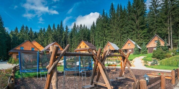 Jesenný wellness pobyt pre 2-4 osoby v najväčšom Thermal Parku v Beskydách, deti do 12 r. zdarma