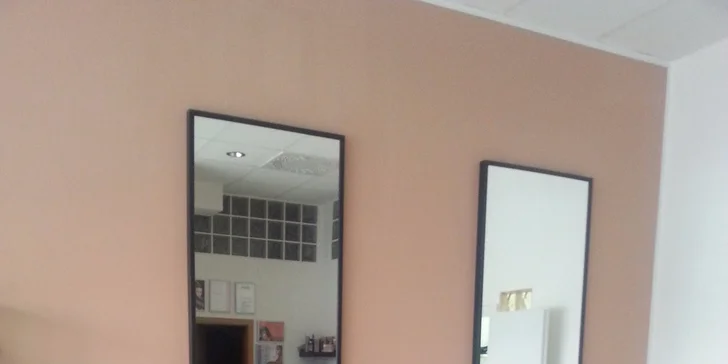 AHA maska na liečbu akné, okamžité vyhladenie a redukciu pigmentových škvŕn