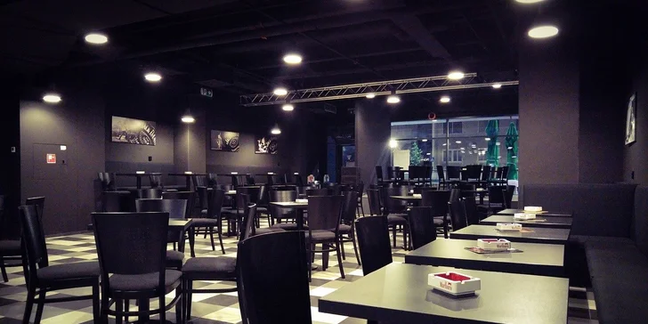 Na koláč a kávu do Music a Cafe!