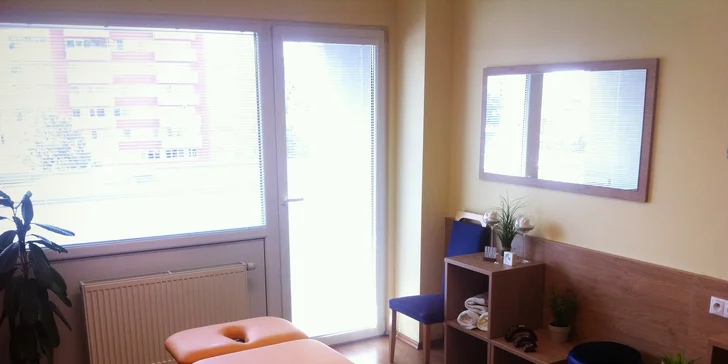 Hodinová masáž celého tela v Hoteli Bratislava pre jedného či dvoch