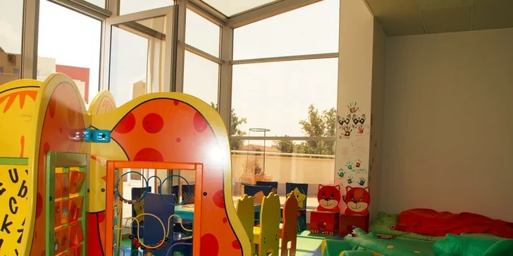 Rodinný wellness pobyt s plnou penziou a možnosťou návštevy úžasného aquaparku Aqua Palace