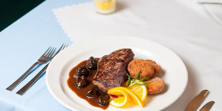 Vychutnajte si štvorchodové divinové menu v reštaurácii Zichy