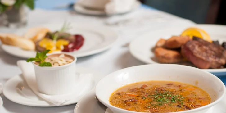 Vychutnajte si štvorchodové divinové menu v reštaurácii Zichy