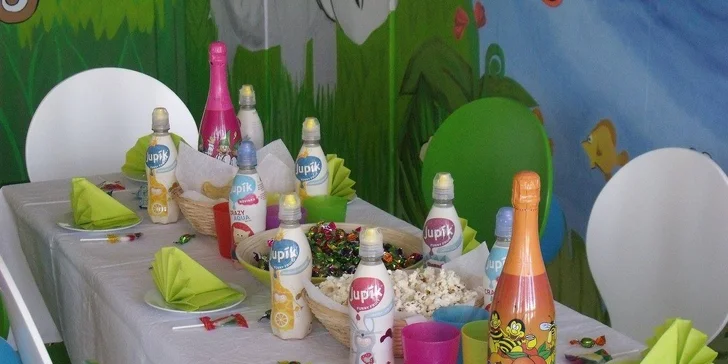 Detská narodeninová oslava alebo vstup do centra Hopsáčik